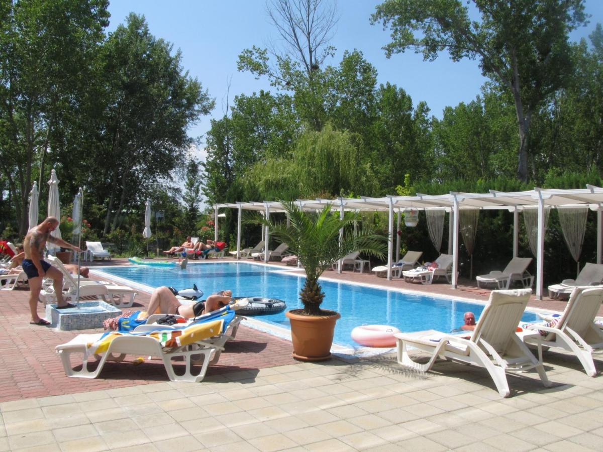Apartments&studios in Cote d’Azure Sunny Beach Exterior foto