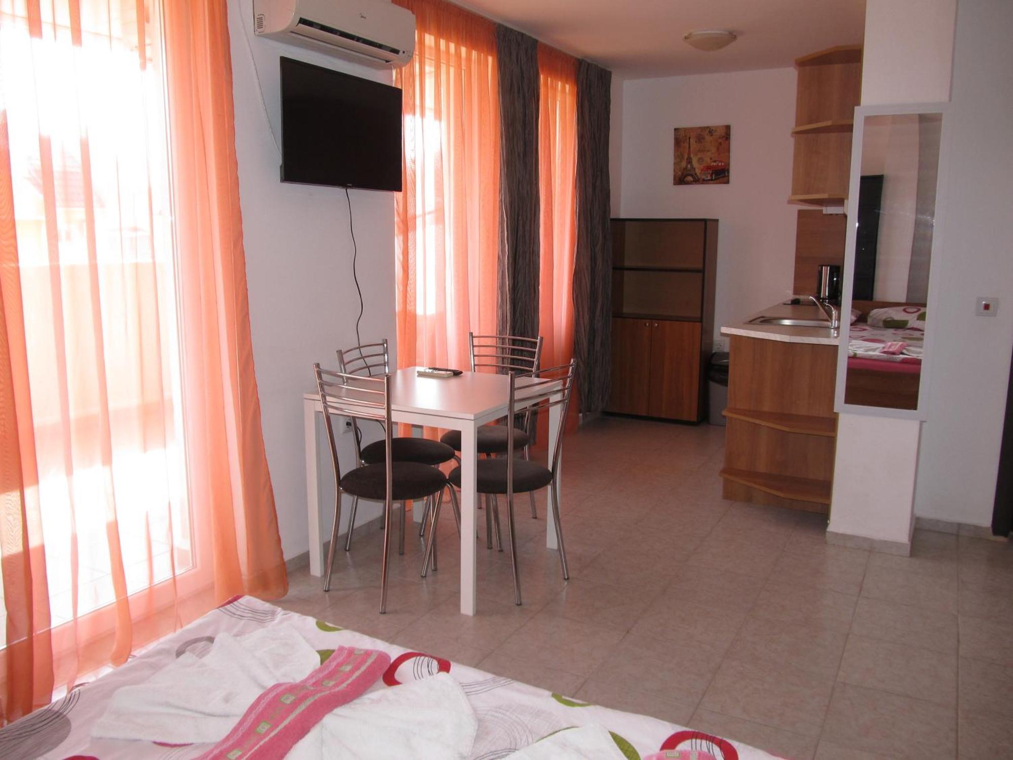 Apartments&studios in Cote d’Azure Sunny Beach Exterior foto